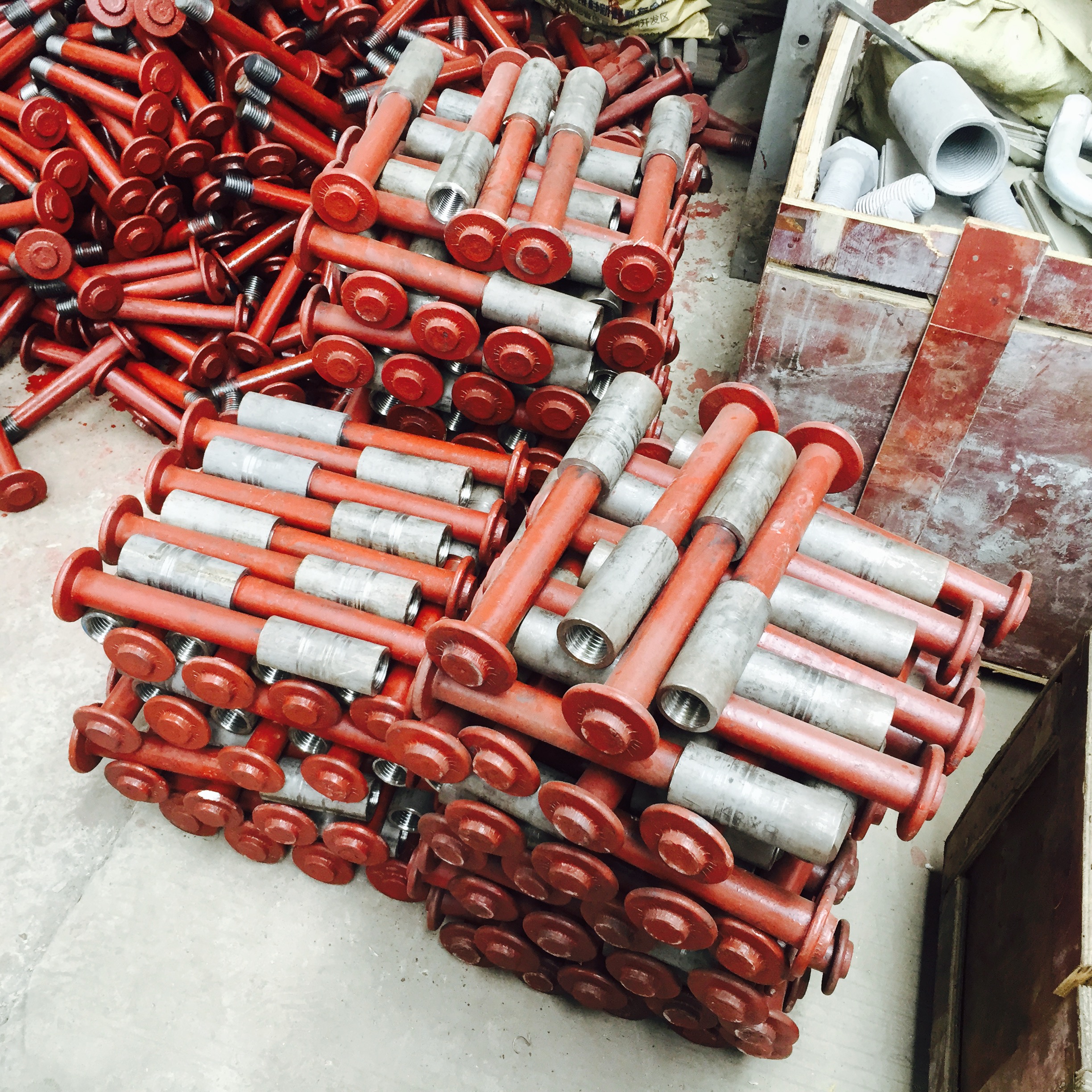 預埋件（金屬配件）