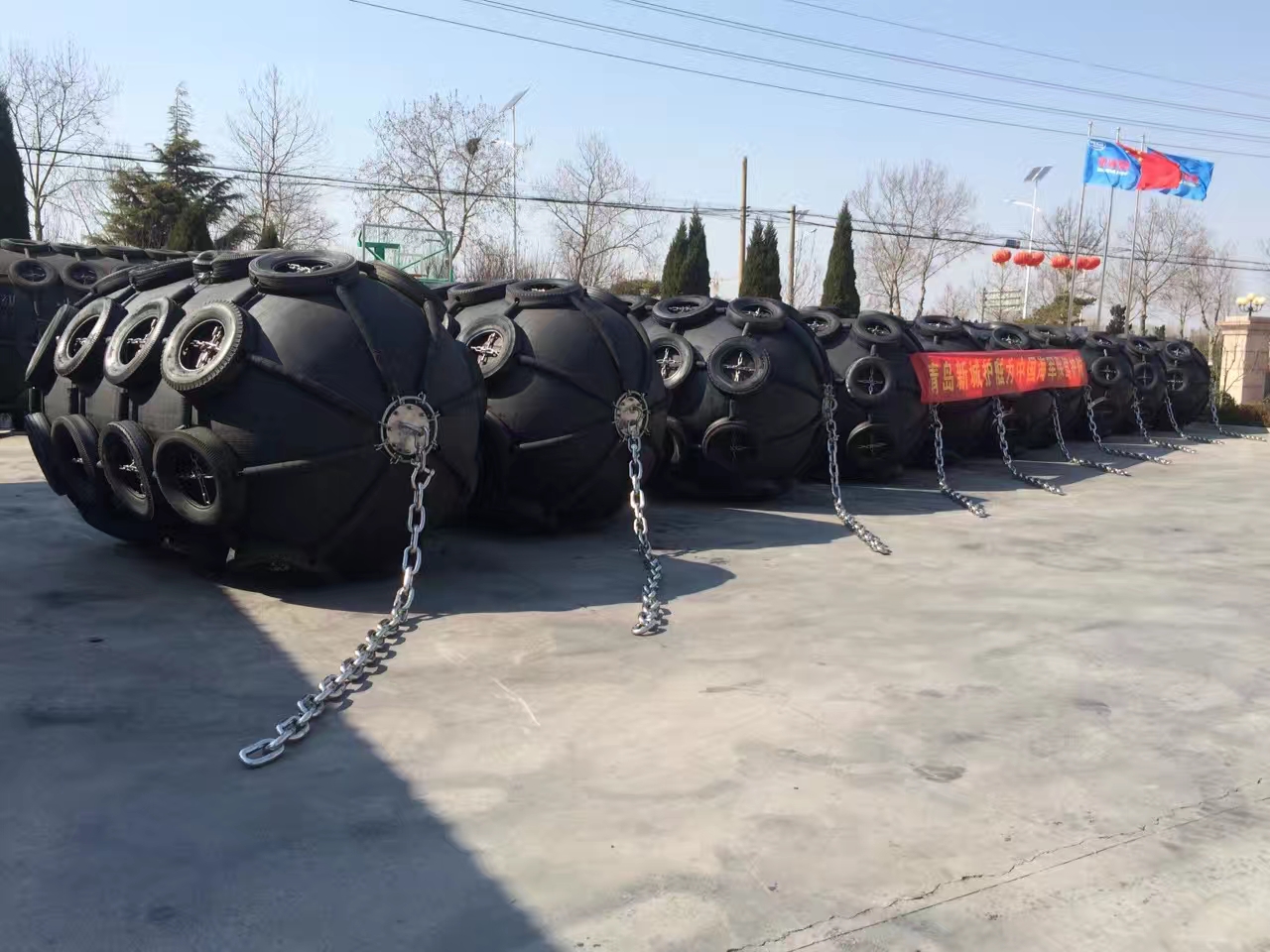 漂浮型橡膠護(hù)舷